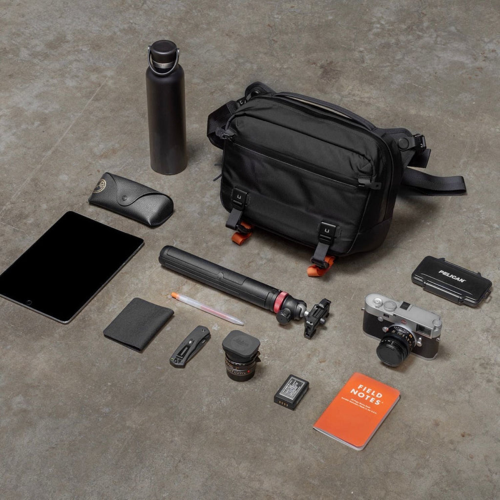Black Ember Grip Sling 9 Camera Insert - Silver Mate