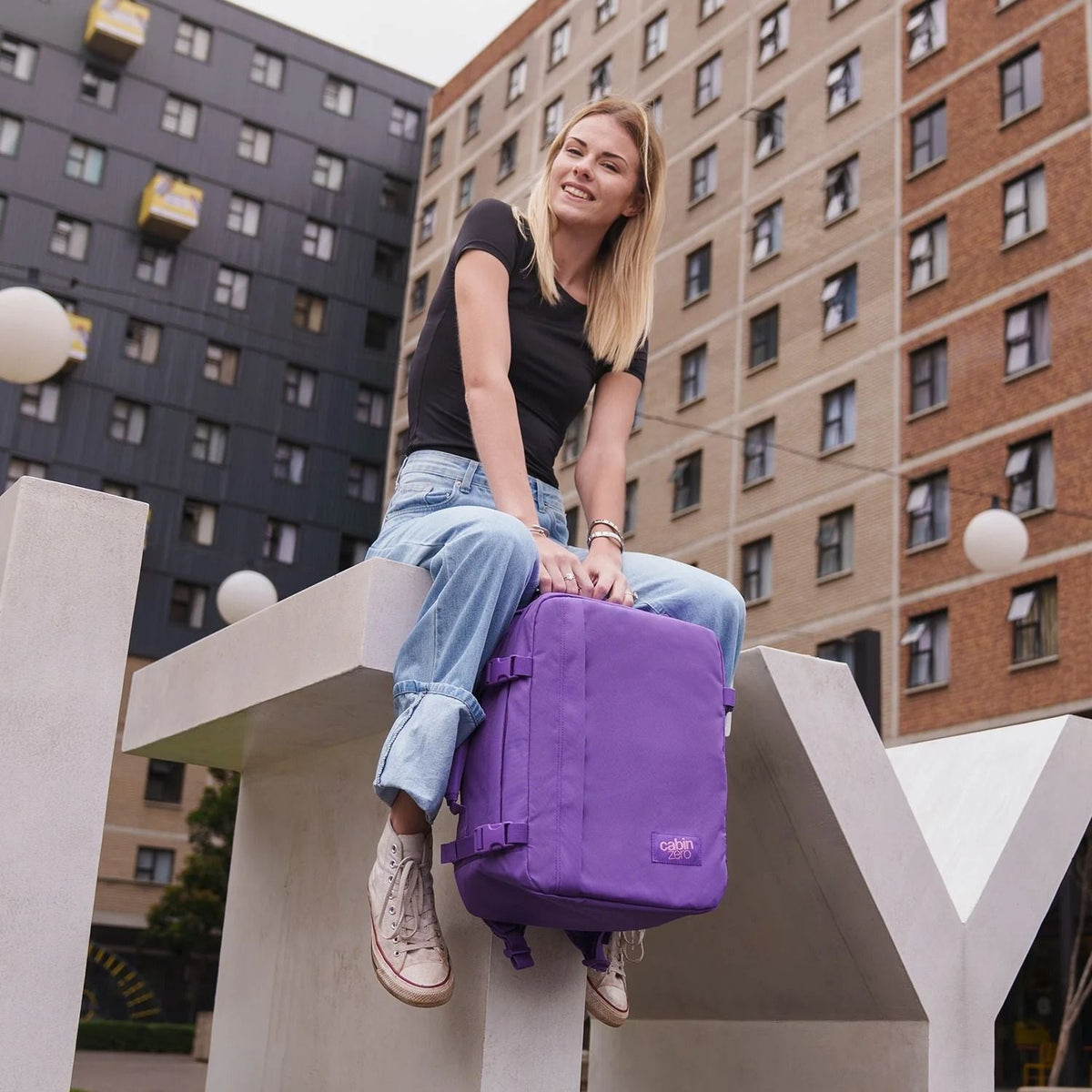 CabinZero Classic Backpack 28L (Lavender Dream)