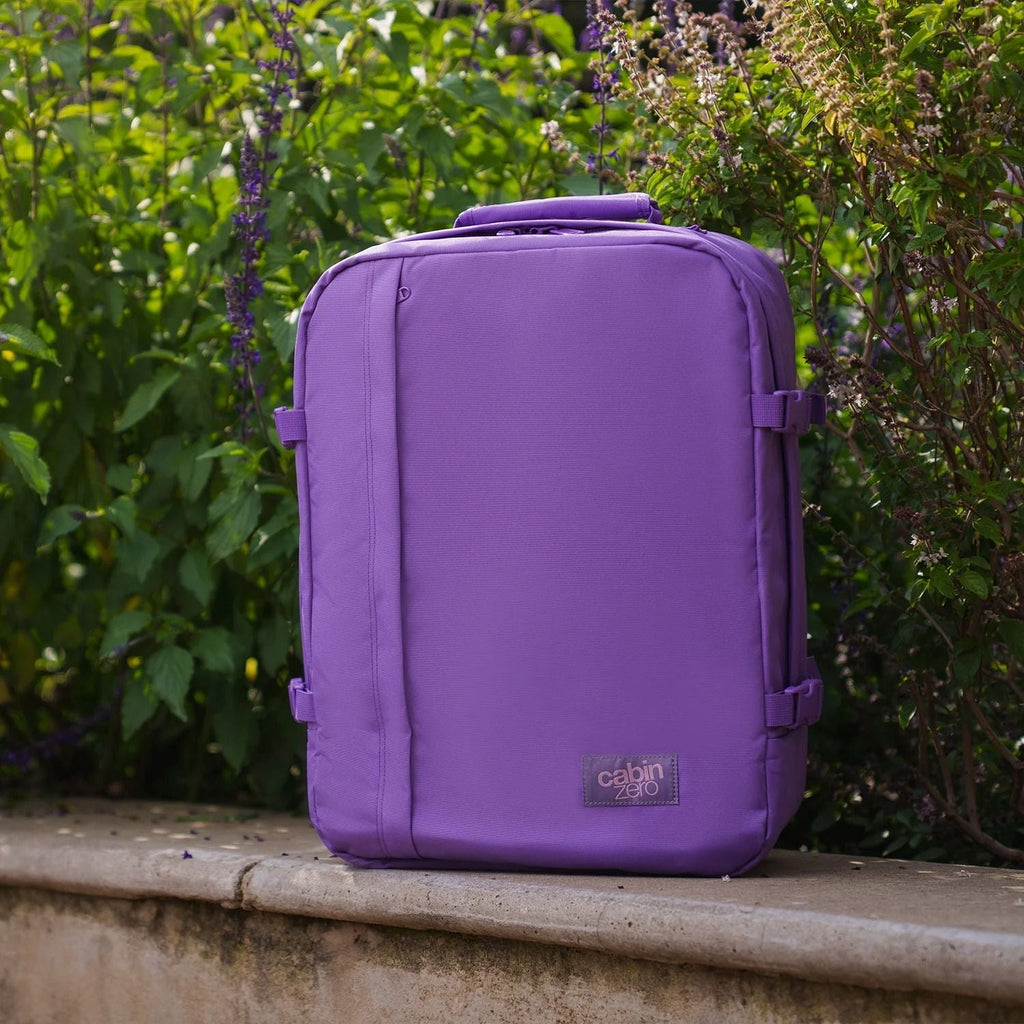 CabinZero Classic Backpack 44L (Lavender Dream)