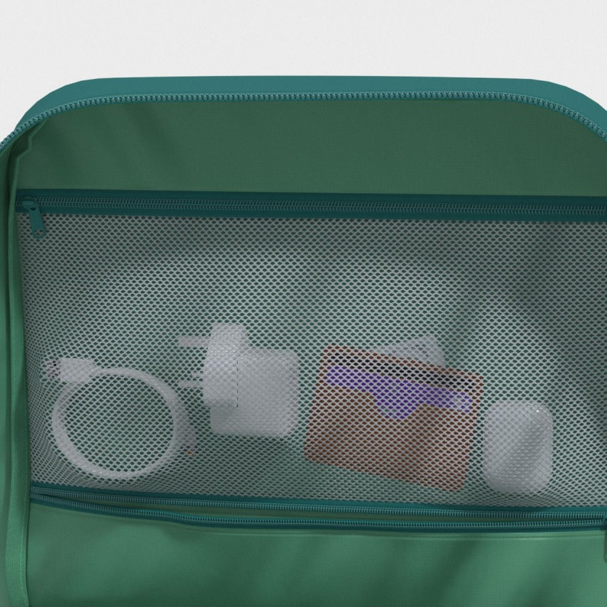 Cabinzero Classic Backpack 44L (Meadow Green)