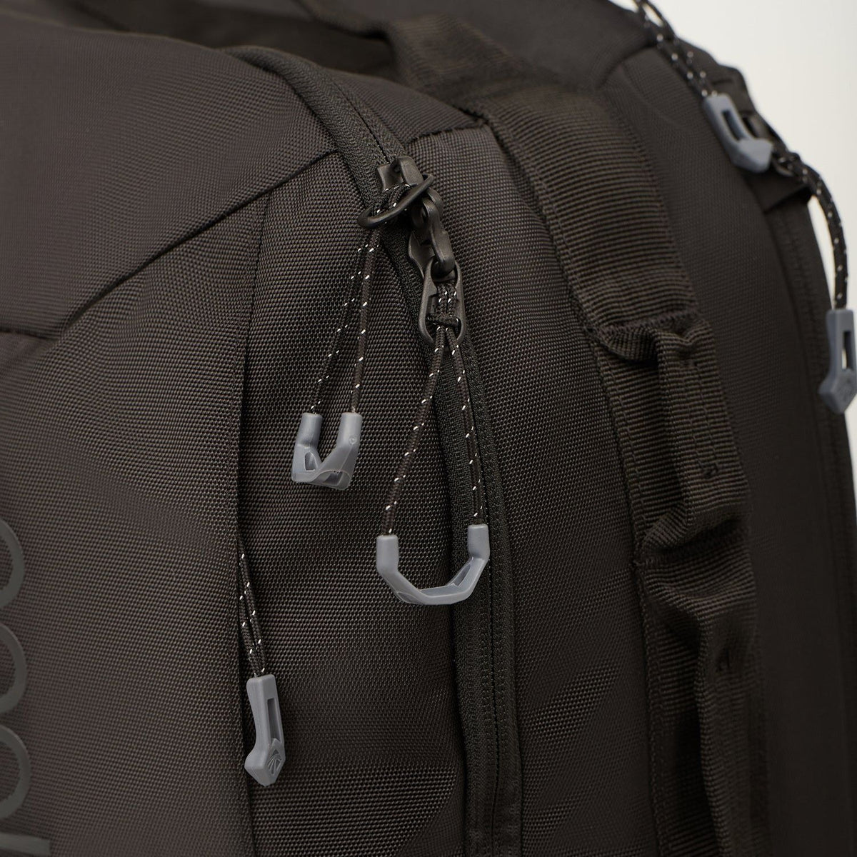 Eagle Creek Tour Lite Travel Pack 28L (Black)