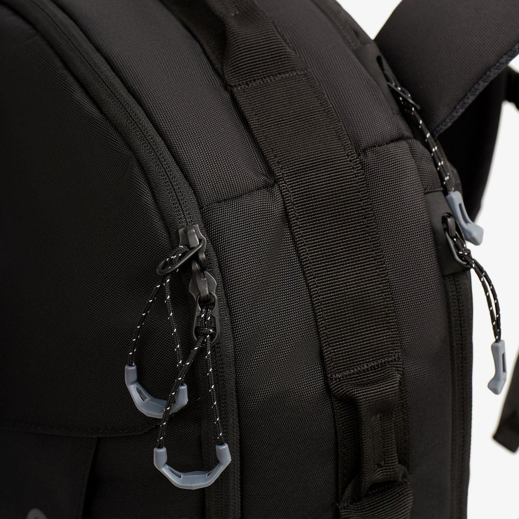 Eagle Creek Tour Lite Travel Pack 38L (Black)