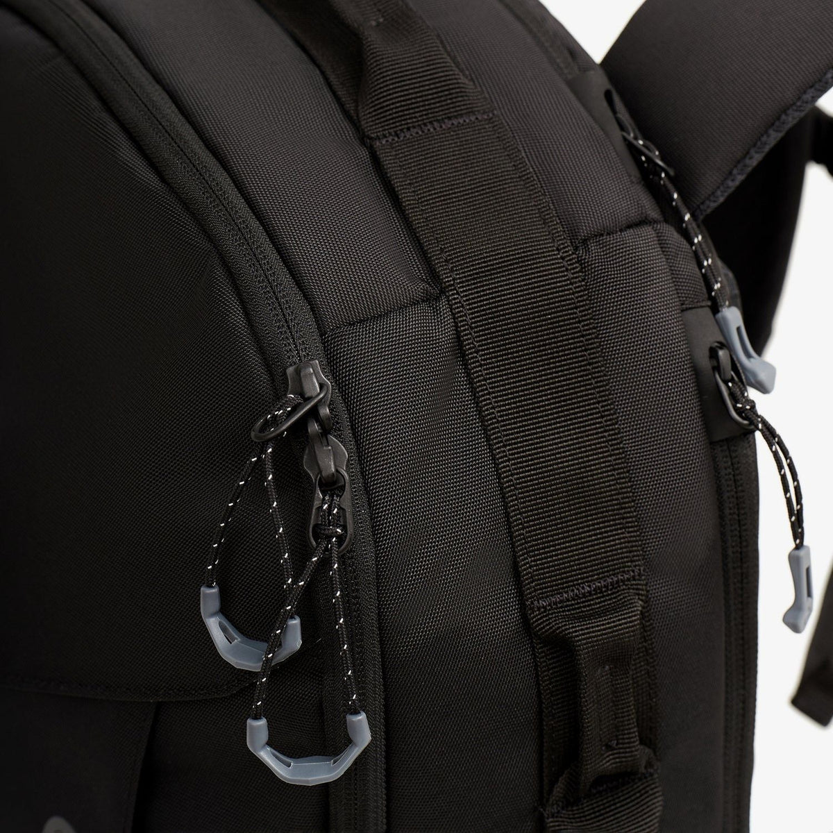 Eagle Creek Tour Lite Travel Pack 38L (Black)