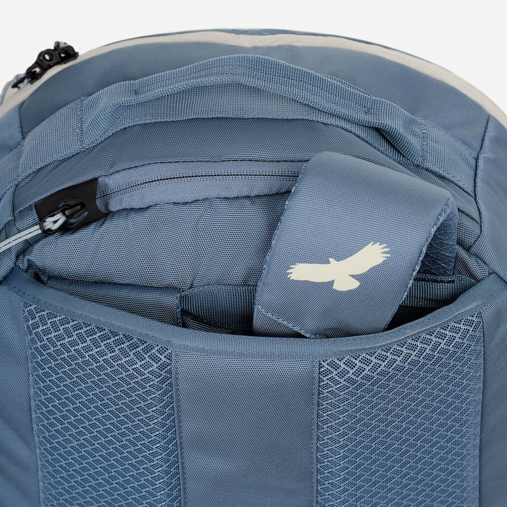 Eagle Creek Tour Lite Travel Pack 38L (Shadow Blue)