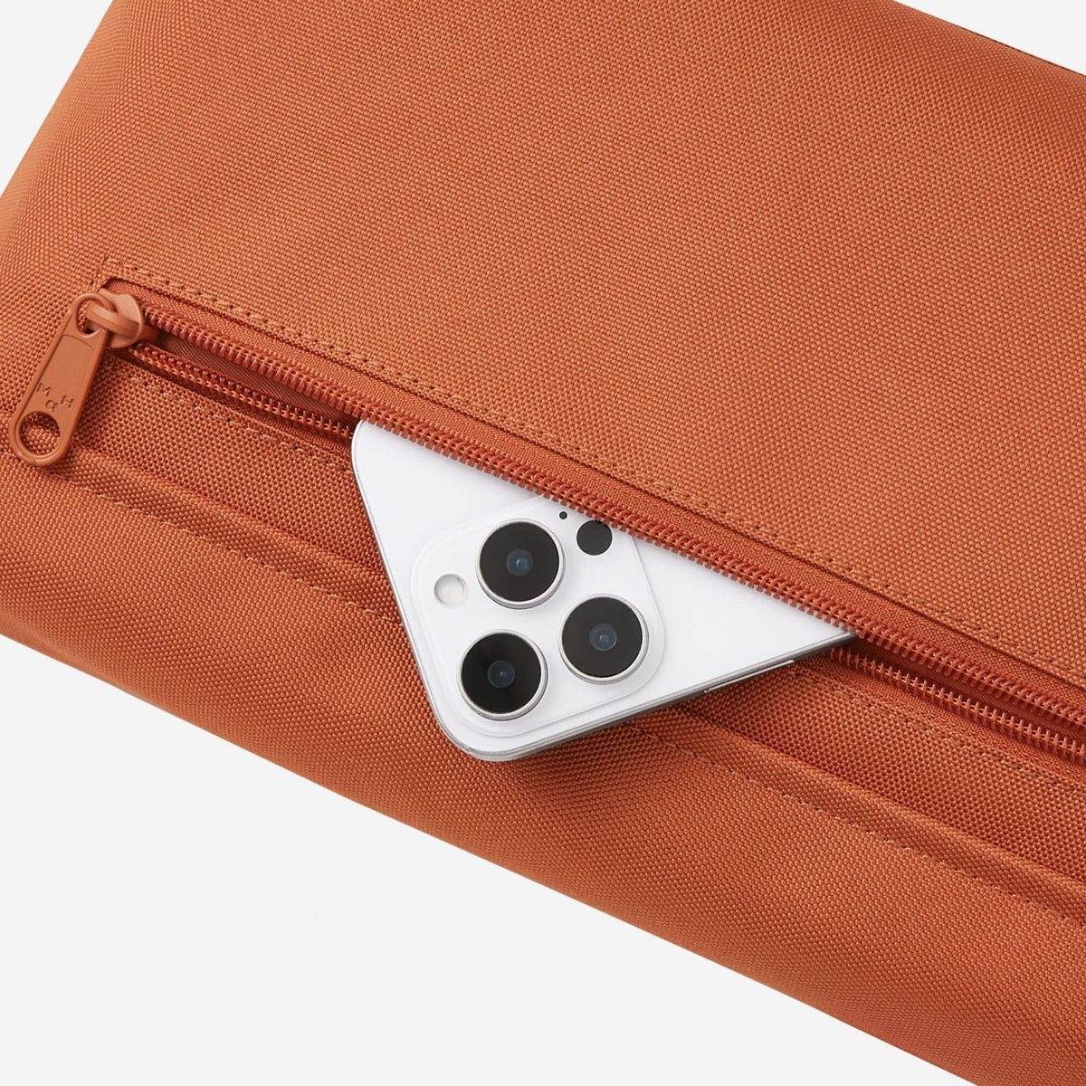 MAH Young Crossbody - Light Grey
