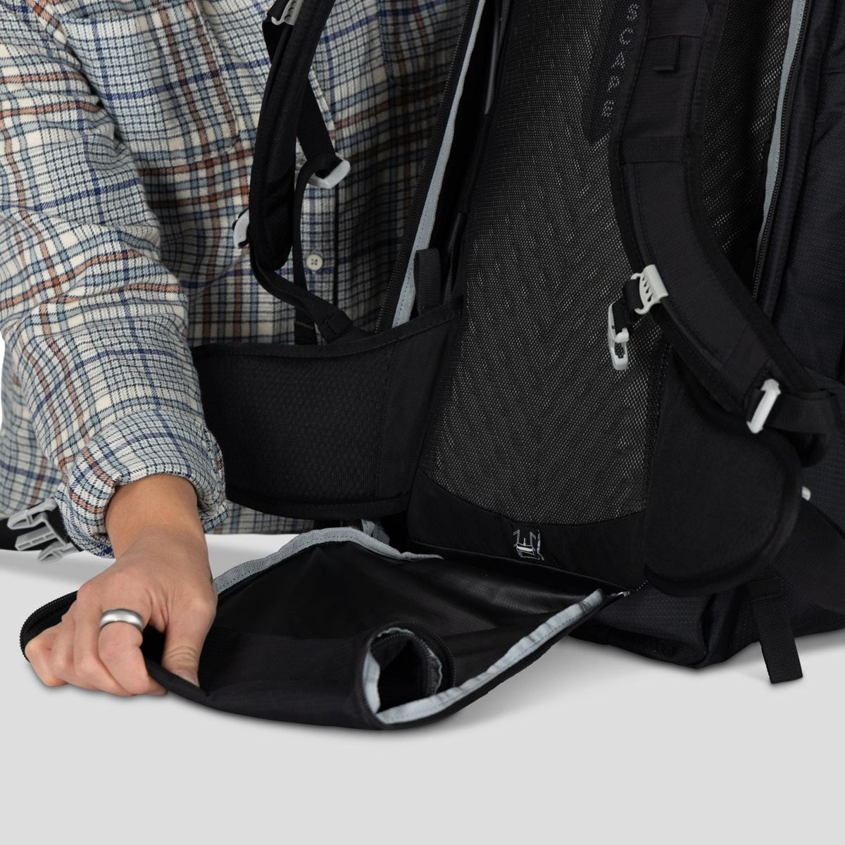 Osprey Fairview 55 Backpack O/S - Black V2