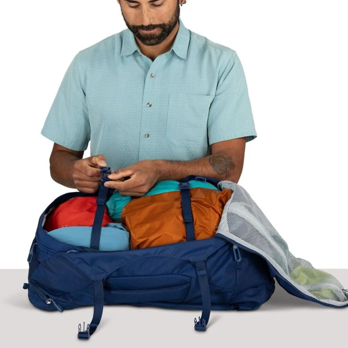 Osprey Farpoint 40 Backpack O/S - Cascade Blue/Torrent Blue