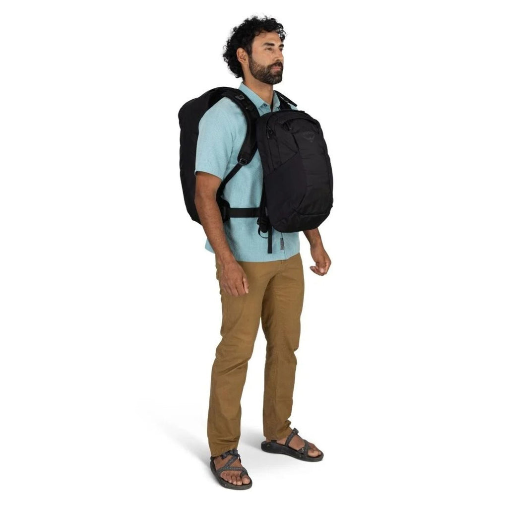 Osprey Farpoint 55 Backpack O/S - Cascade Blue/Torrent Blue