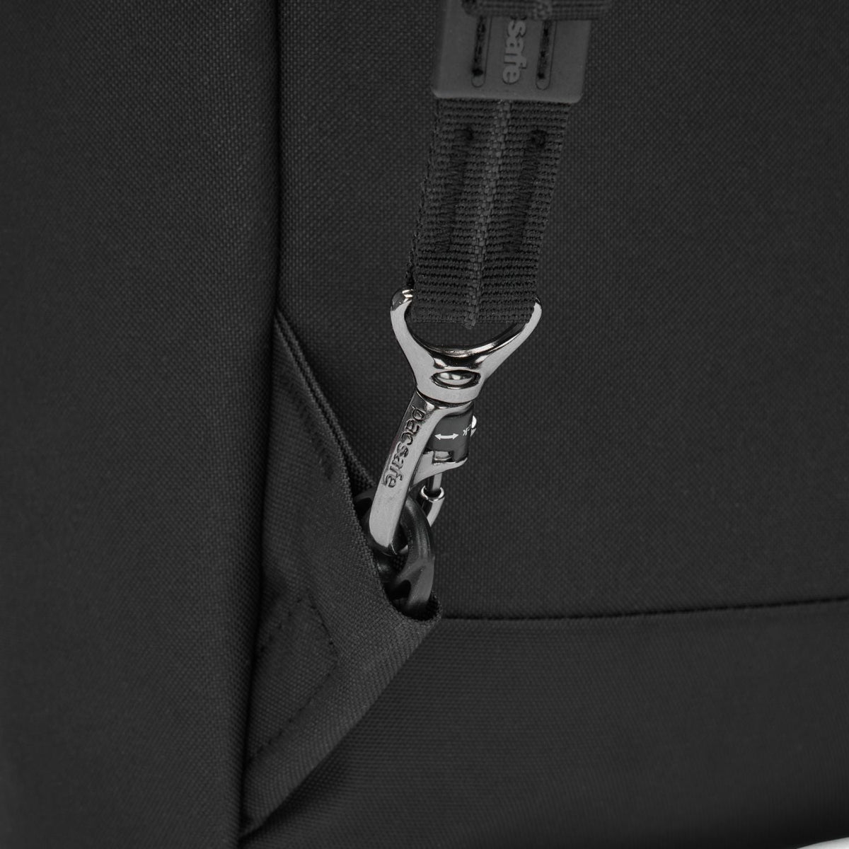 Pacsafe Go Anti-theft Totepack - Jet Black