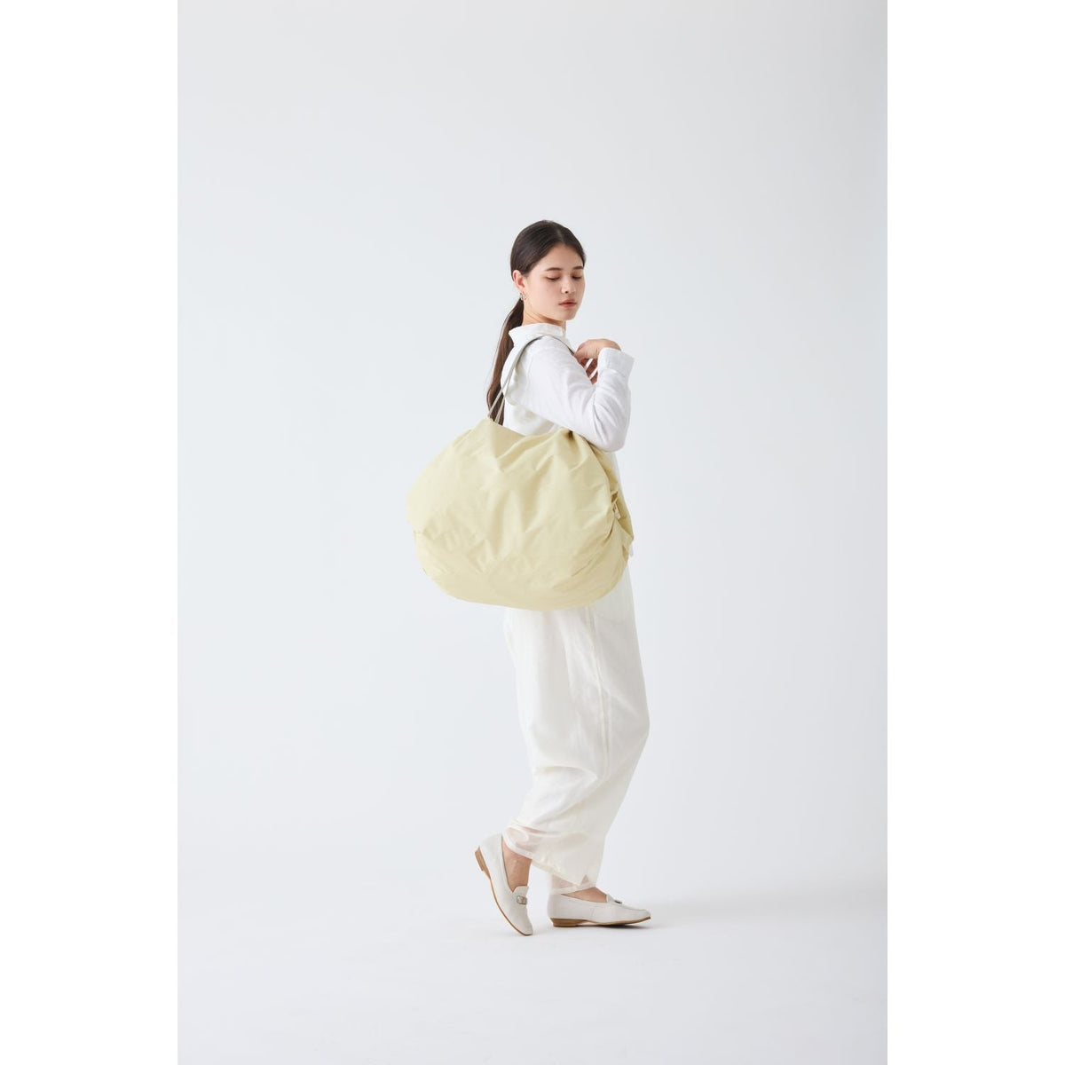 Shupatto Foldable Tote (L) - Cashew Nuts