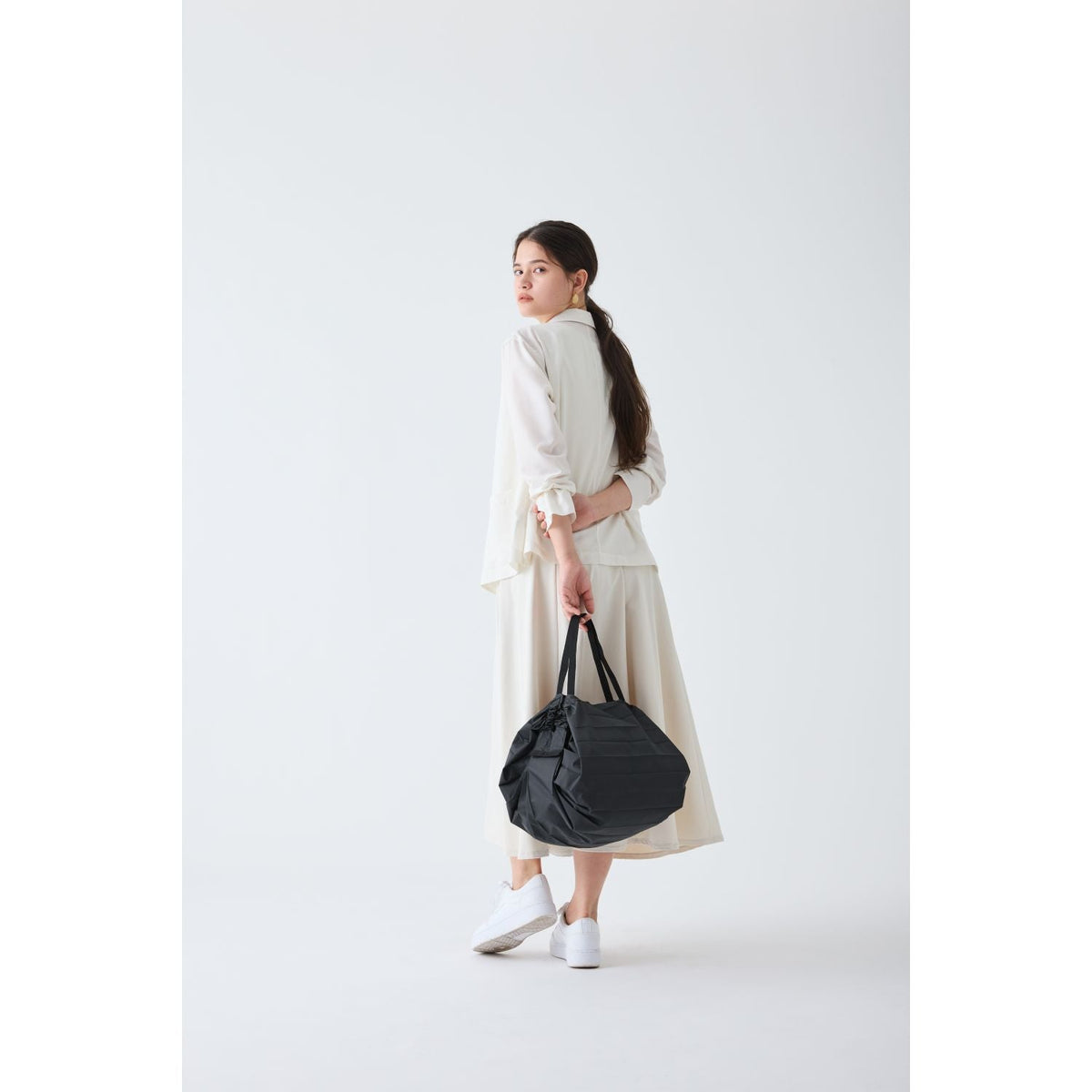 Shupatto Foldable Tote (M) - Jet Black