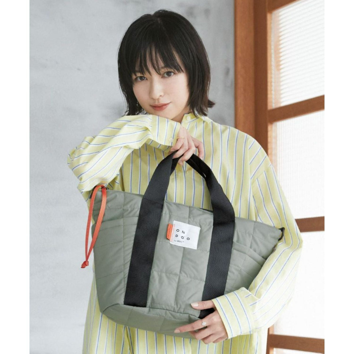 WPC Ondoo Quilted 2 Way Tote Bag (Grey)