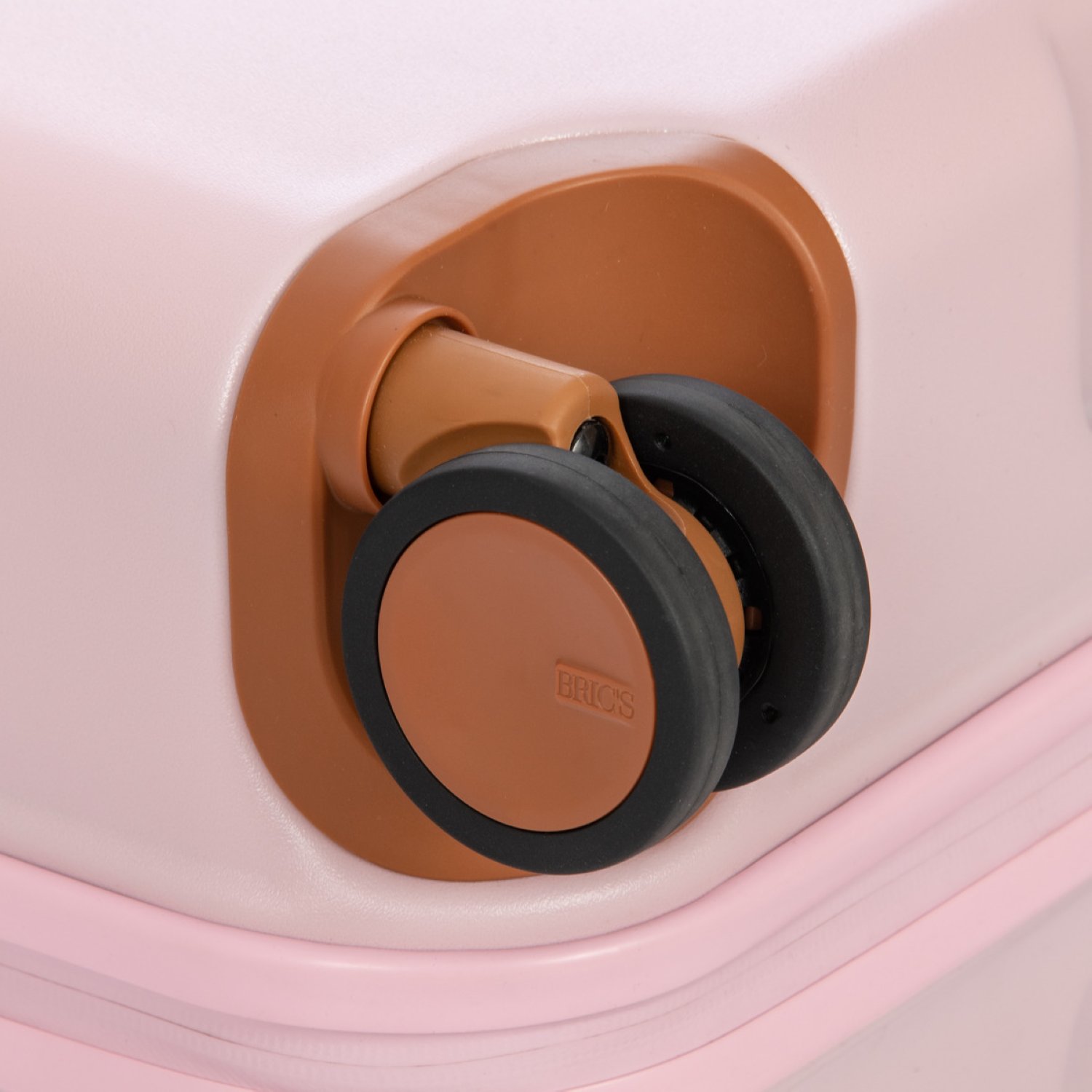 Brics-Bellagio-V2.0-30-Large-Luggage-Spinner-Trunk-Pink-6.jpg