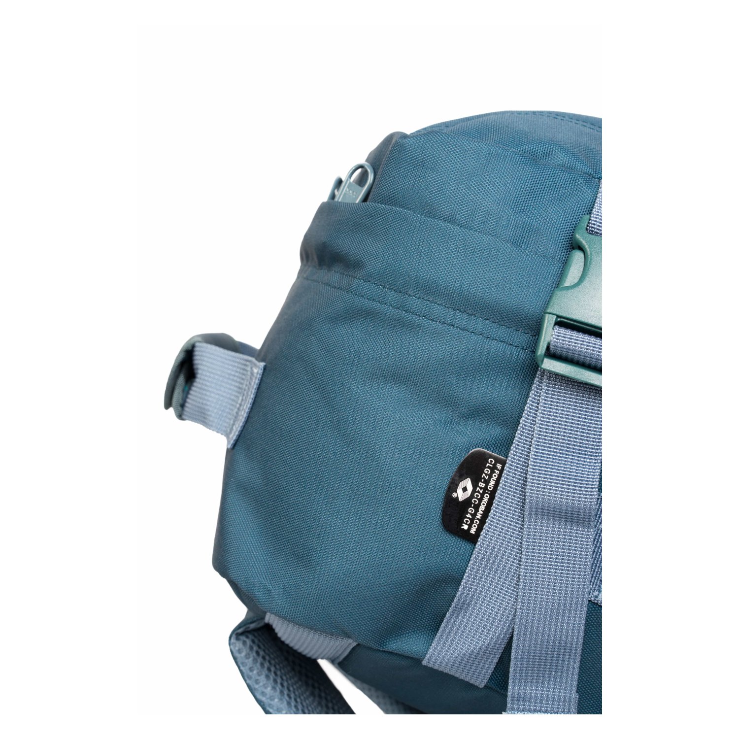 CabinZero-Classic-Ultra-Light-Cabin-Bag-With-Luggage-Trackers-36L-Aruba-Blue-5.jpg