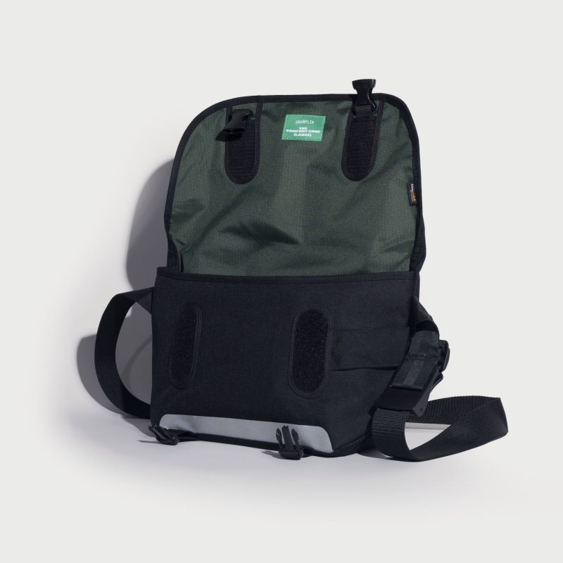 Crumpler Comfort Zone Messenger V2 Large Black Seager Inc