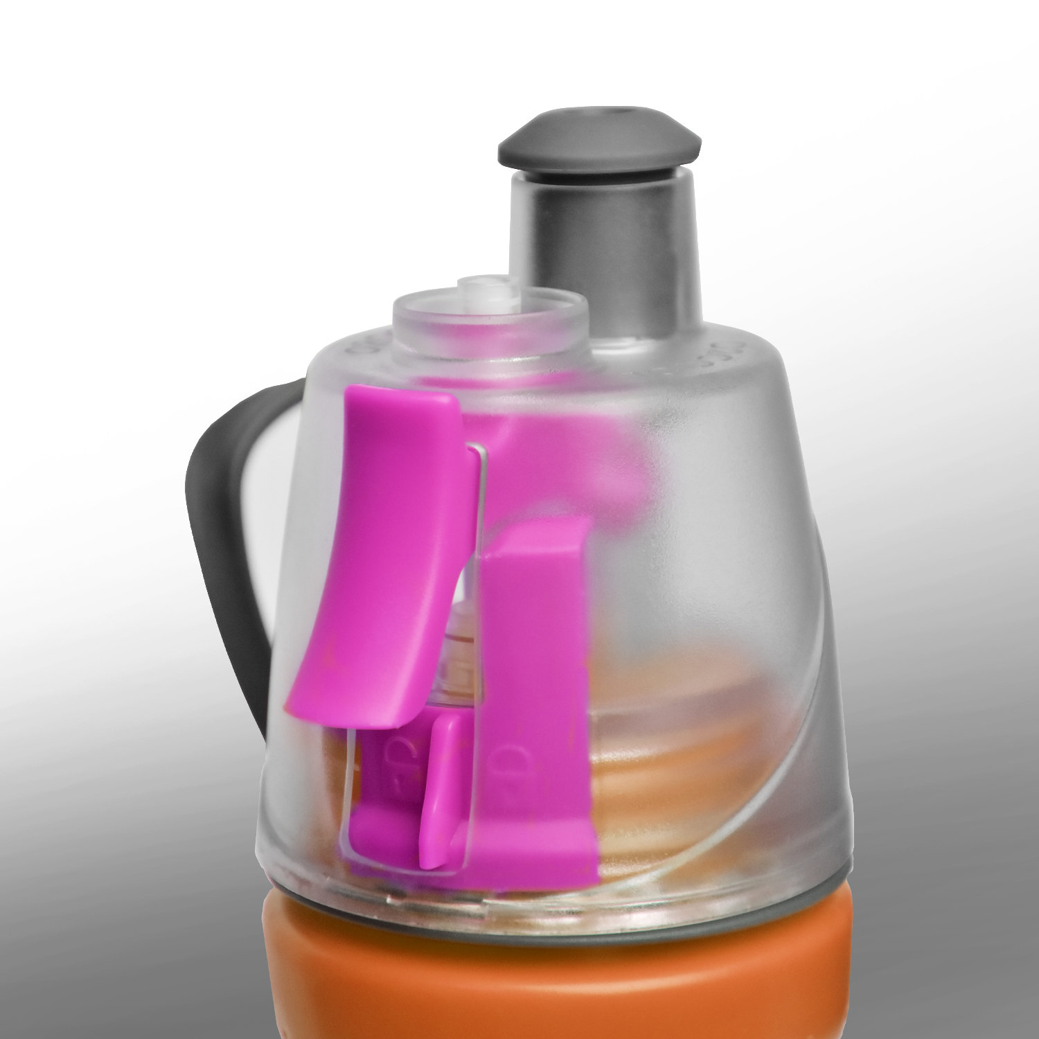 O2COOL-Arctic-Squeeze-Sw-Mist-N-Sip-20-Oz-with-Lock-Mount-OrangeRaspberry-2.jpg