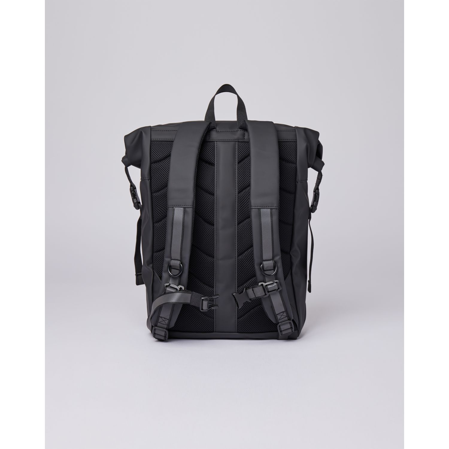 Sandqvist-Konrad-Backpack-Blk-3.jpg