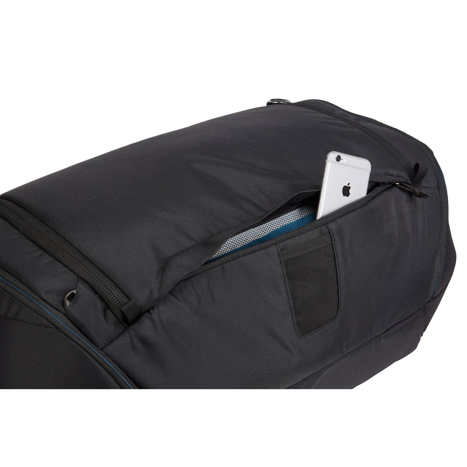 Thule-Subterra-Weekender-Duffel-60L-Black-5.jpg